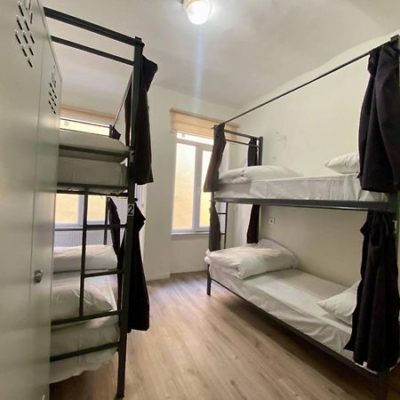 Nostalgia Time Hostel Истанбул Екстериор снимка