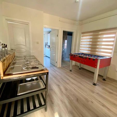 Nostalgia Time Hostel Истанбул Екстериор снимка
